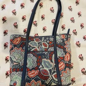 Vera Bradley • Nomadic Floral Print • Small Shoulder Tote Bag • Purse
